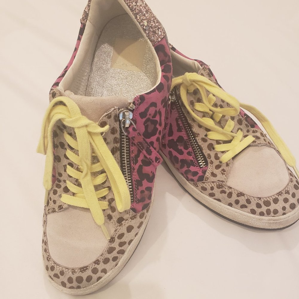Dolce  Vita sneakers 7 1/2